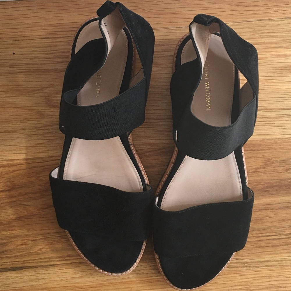 STUART WEITZMAN BLACK STRETCH SANDAL - LIKE NEW!
